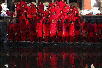 साँखुका व्रतालुको पशुपतिनाथ यात्रा- तस्विर